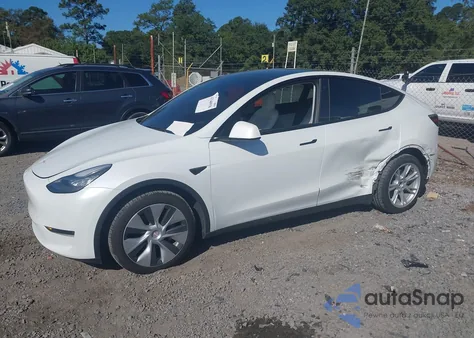 2021 Tesla Model Y Long Range Dual Motor All-Wheel Drive from USA, damaged, VIN 5YJYGDEE2MF211167
